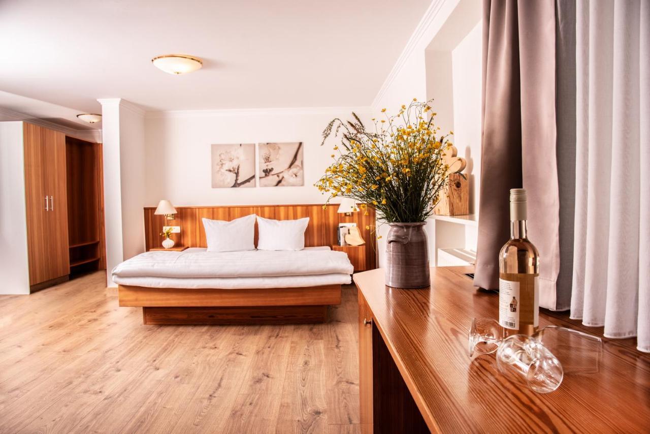 Anetseder Landhotel & Lofts Thyrnau Exterior foto